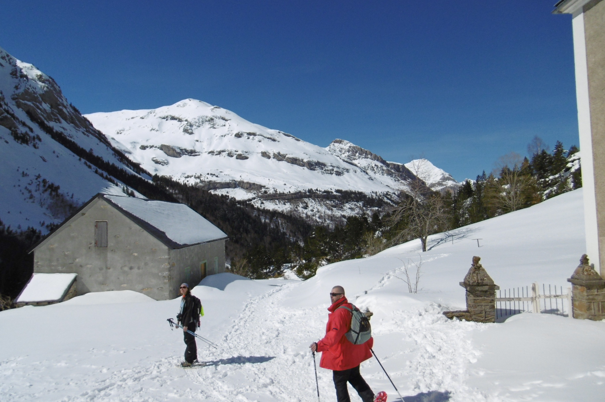 Image Nouvel An à Gavarnie : rando raquette et soirée de réveillon